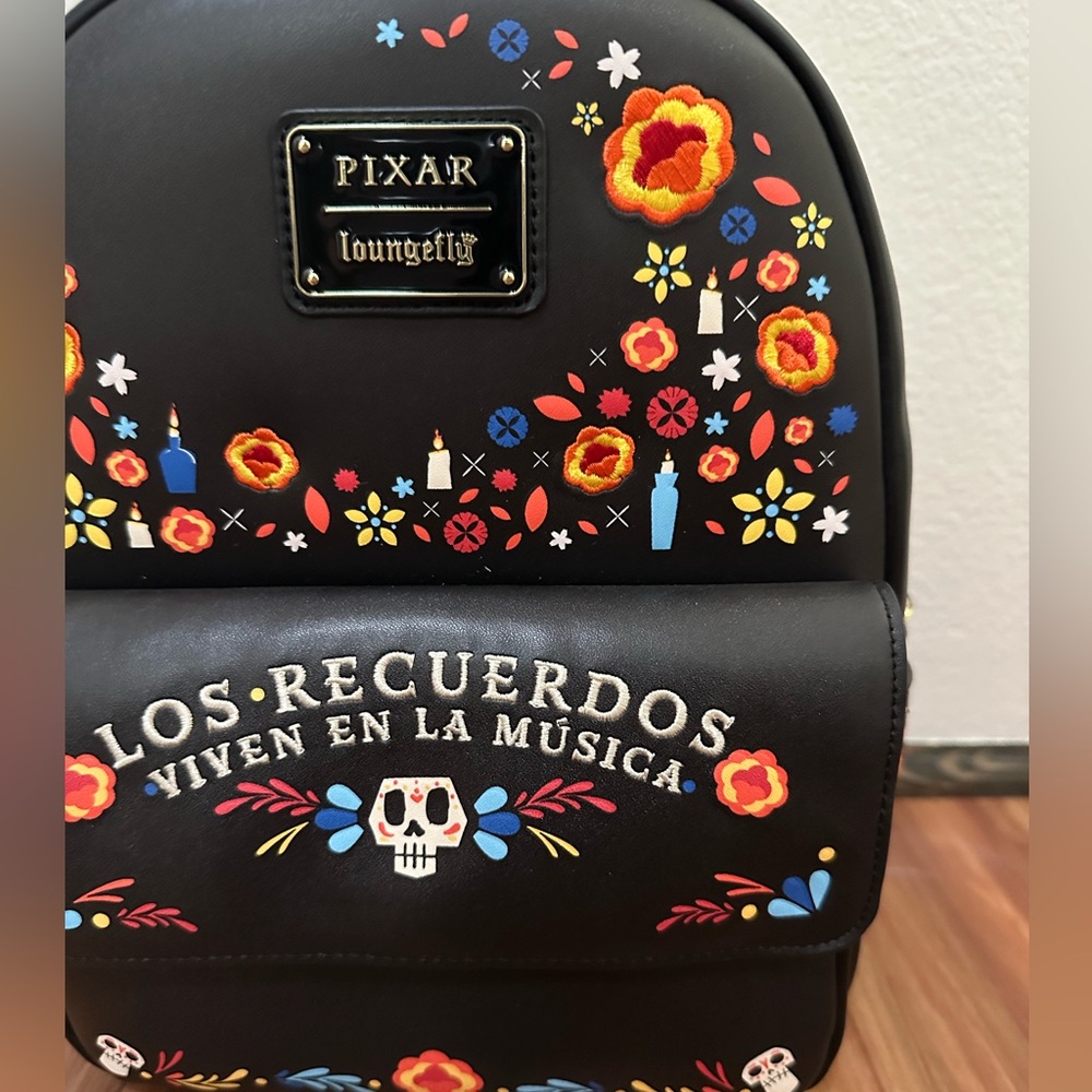 NWT Loungefly Disney Pixar Coco floral embroidered backpack - Picture 3 of 5